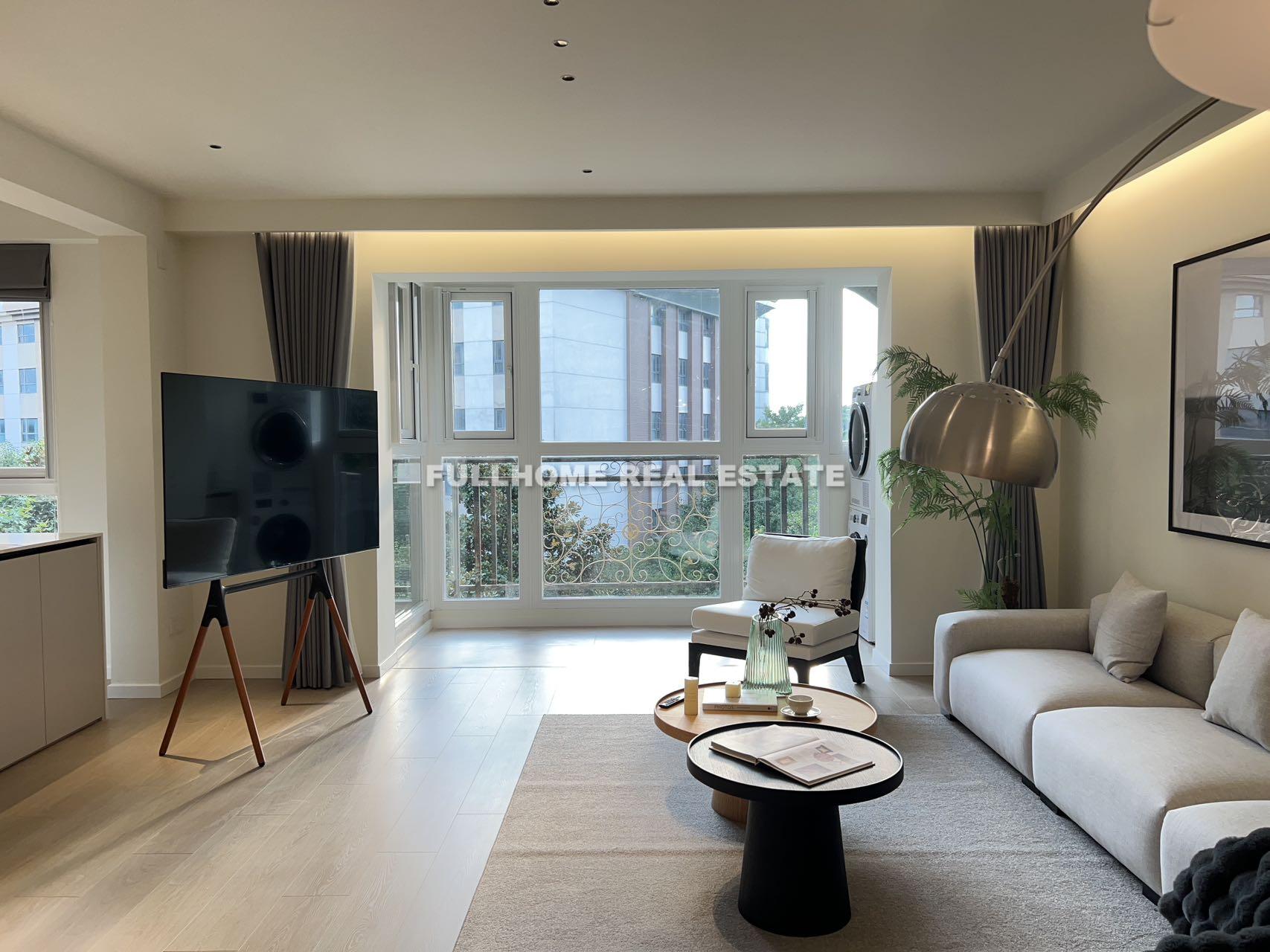 Same compound: Shanghai Park Avenue, 4 bedrooms in Shanghai