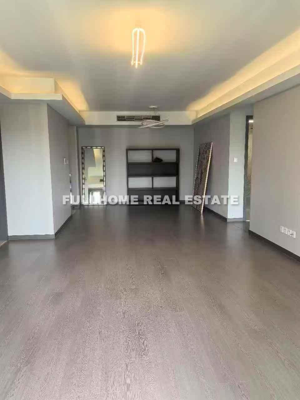 Similar property: Central Residences, 3 bedrooms, 175 sqm in Shanghai