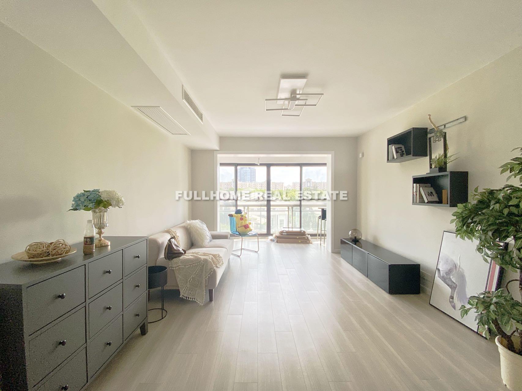 Same compound: Season Garden, 2 bedrooms in Shanghai