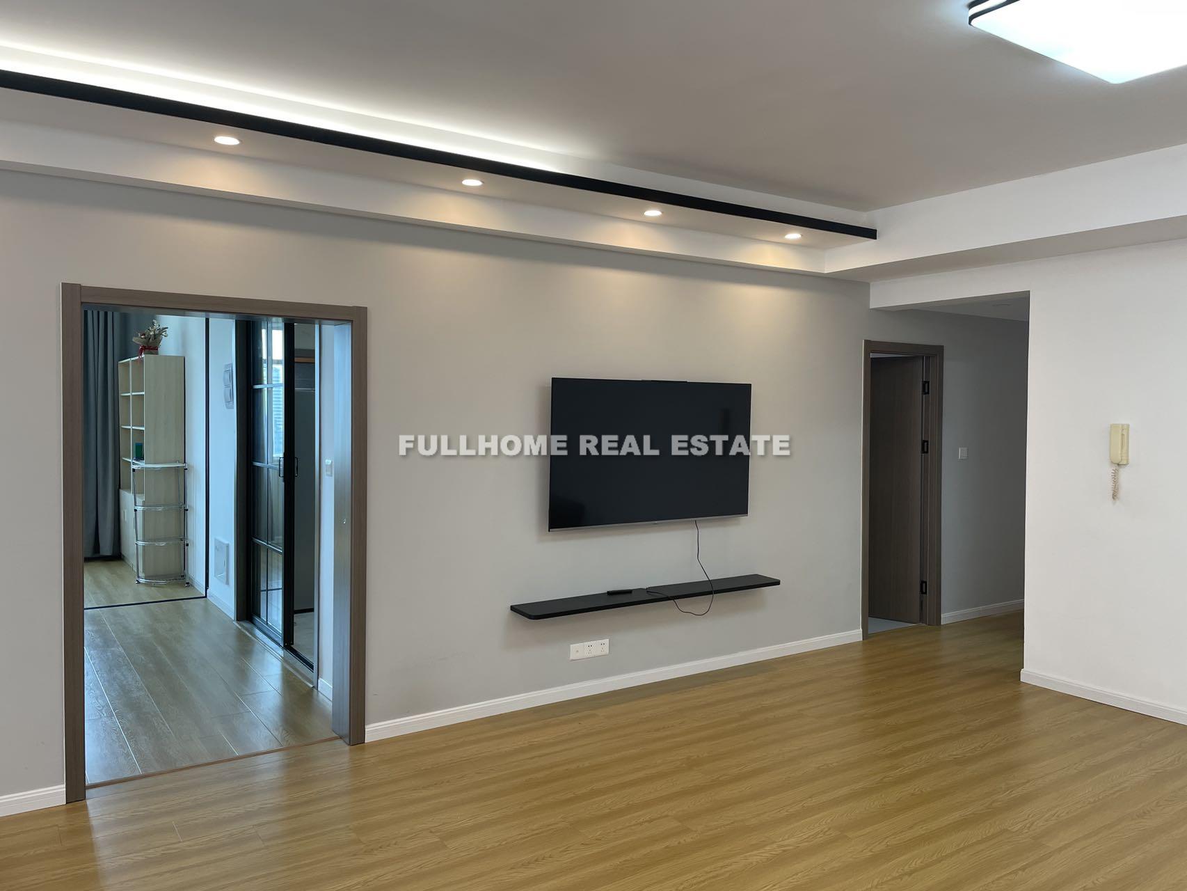 Same compound: Merlia Garden, 4 bedrooms in Shanghai