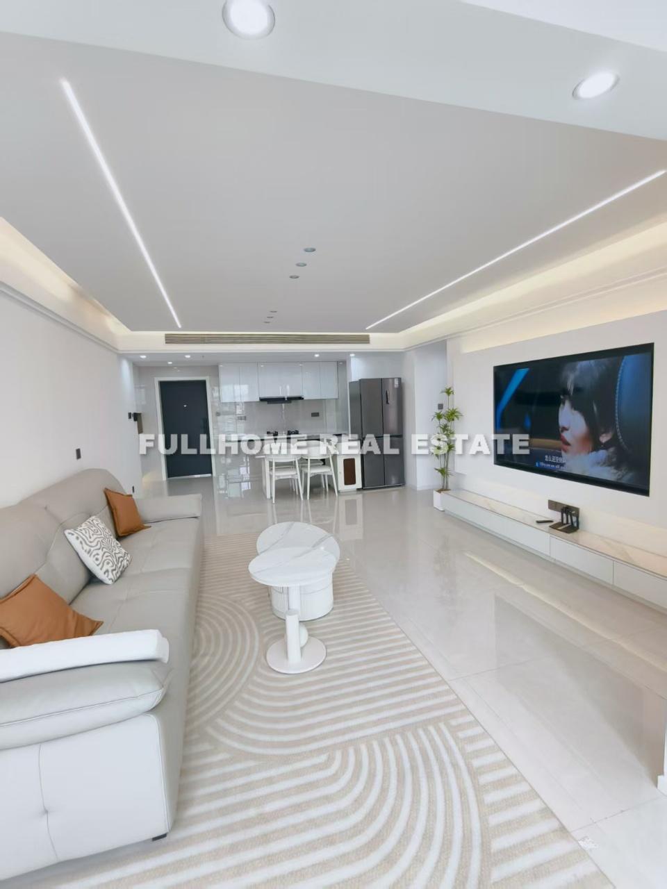 Zhong Yuan Liang Wan Cheng - 2 bedroom apartment in Shanghai, Putuo, Downtown