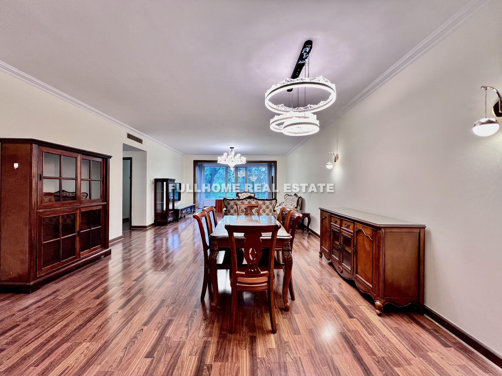 Similar property: Landmark Palace, 3 bedrooms, 193 sqm in Beijing