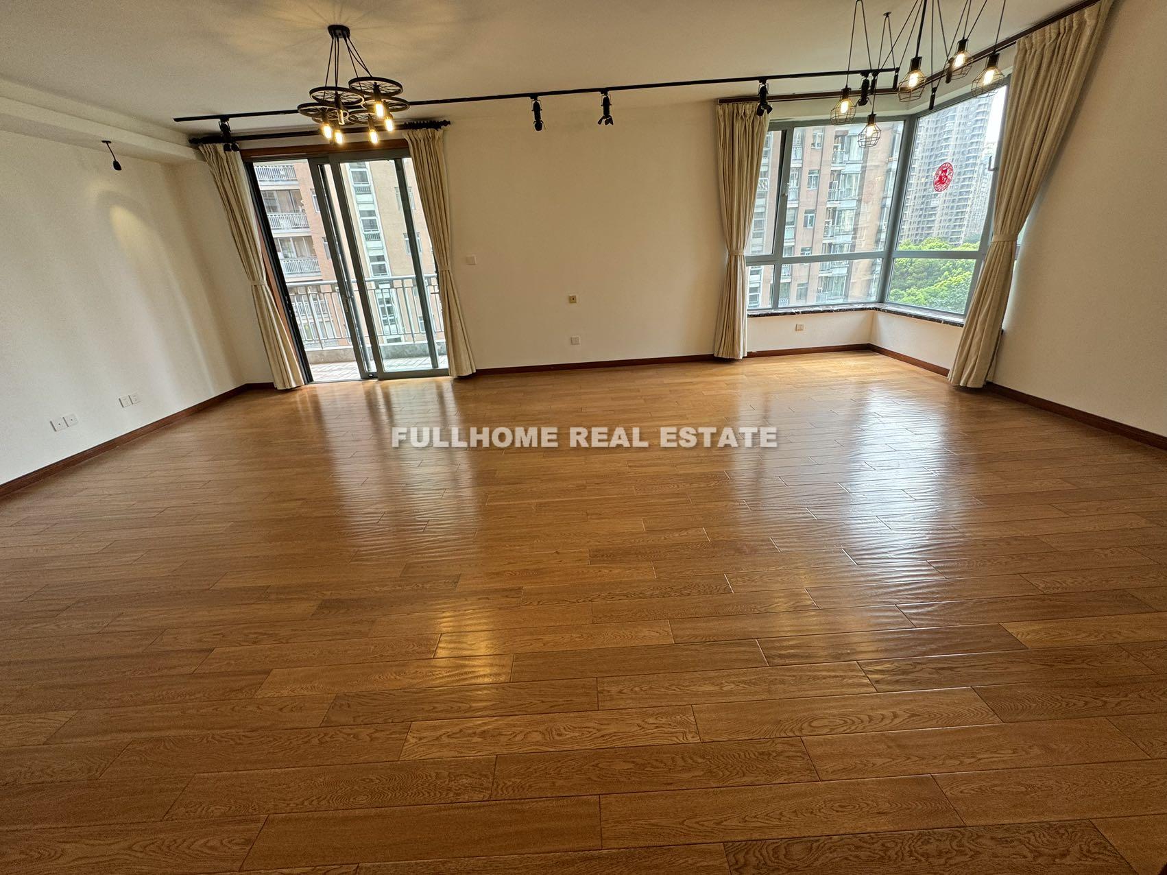 Rich Garden - 4 bedroom apartment in Shanghai, Gubei, Hongqiao