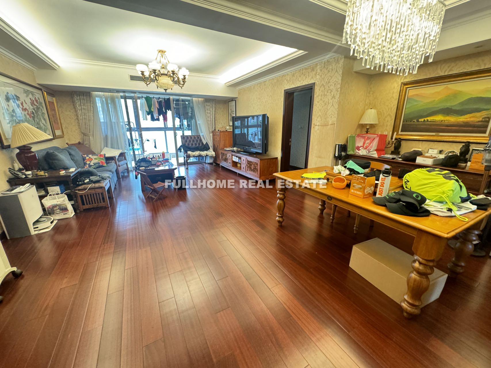 Maison Des Artistes - 4 bedroom apartment in Shanghai, Gubei, Hongqiao