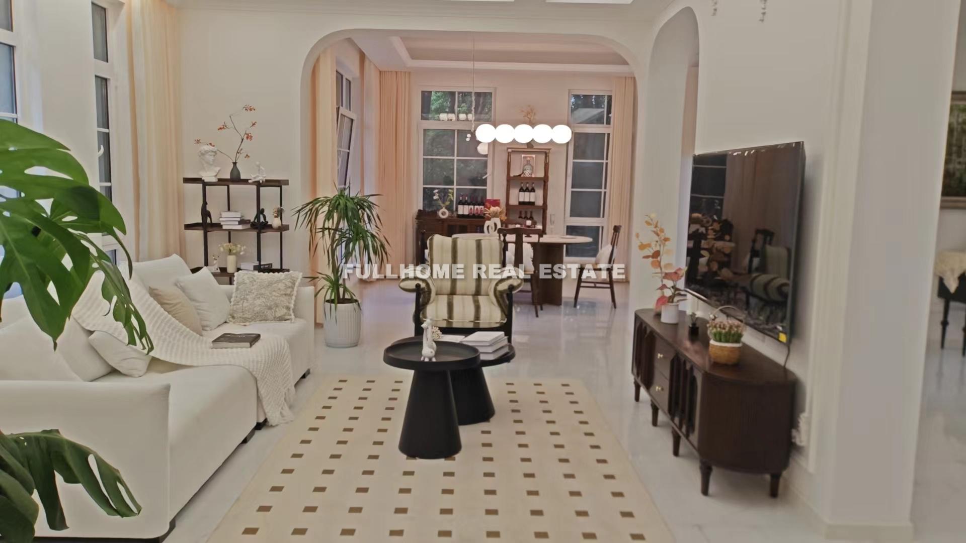 Similar property: Haibo Jinghua, 5 bedrooms, 400 sqm in Shanghai