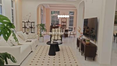 Similar property: Haibo Jinghua, 5 bedrooms, 400 sqm in Shanghai