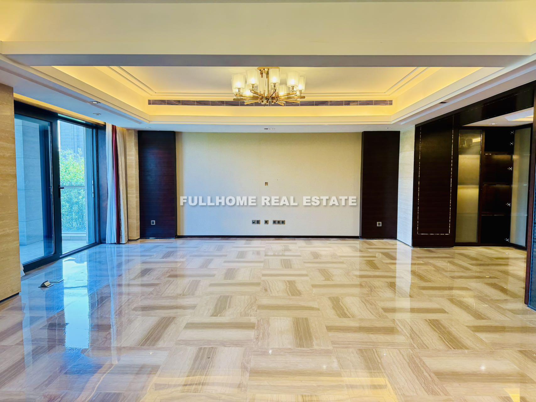 Fu Di Yu Xi Jiao - 4 bedroom apartment in Shanghai, Downtown, Downtown