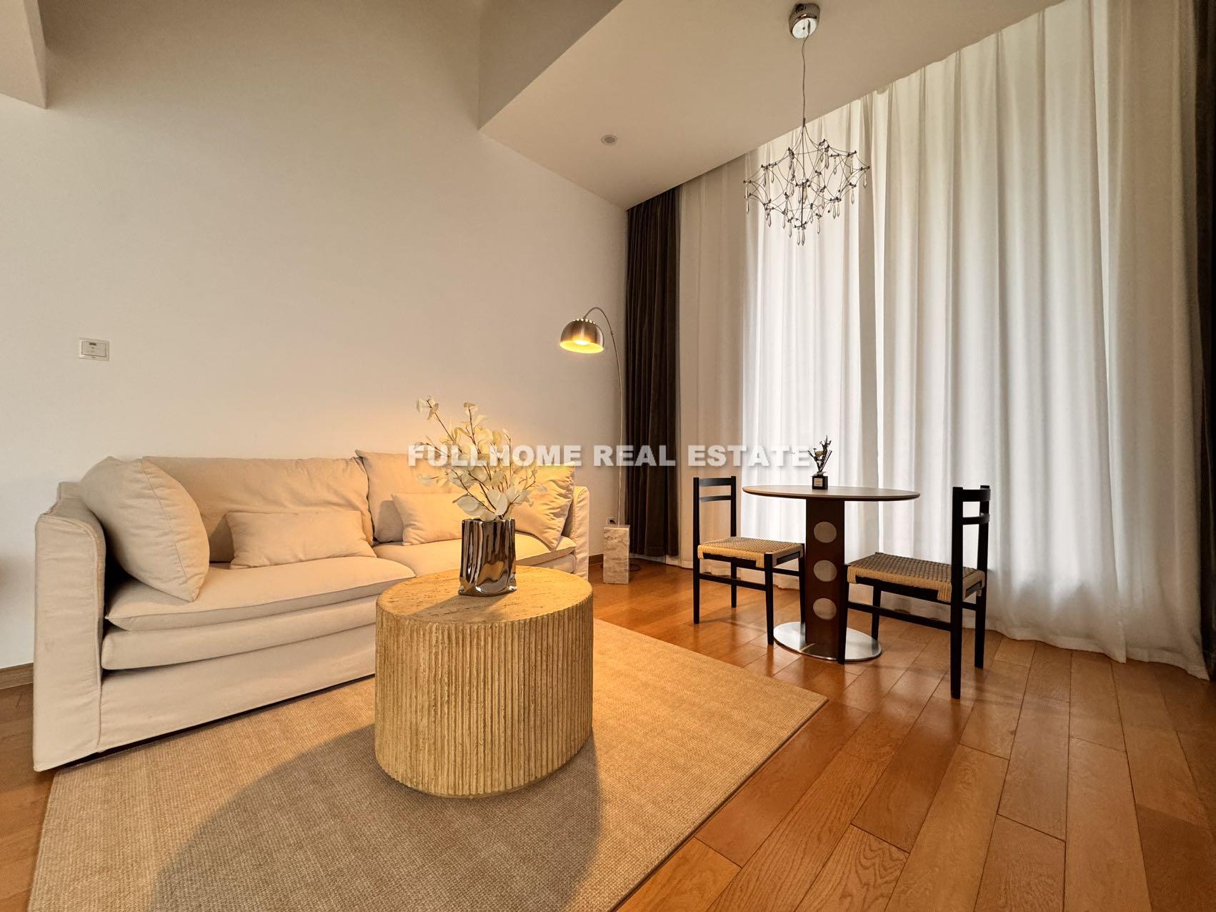 Lujiazui Financial Block - 1 bedroom apartment in Shanghai, Downtown, Downtown