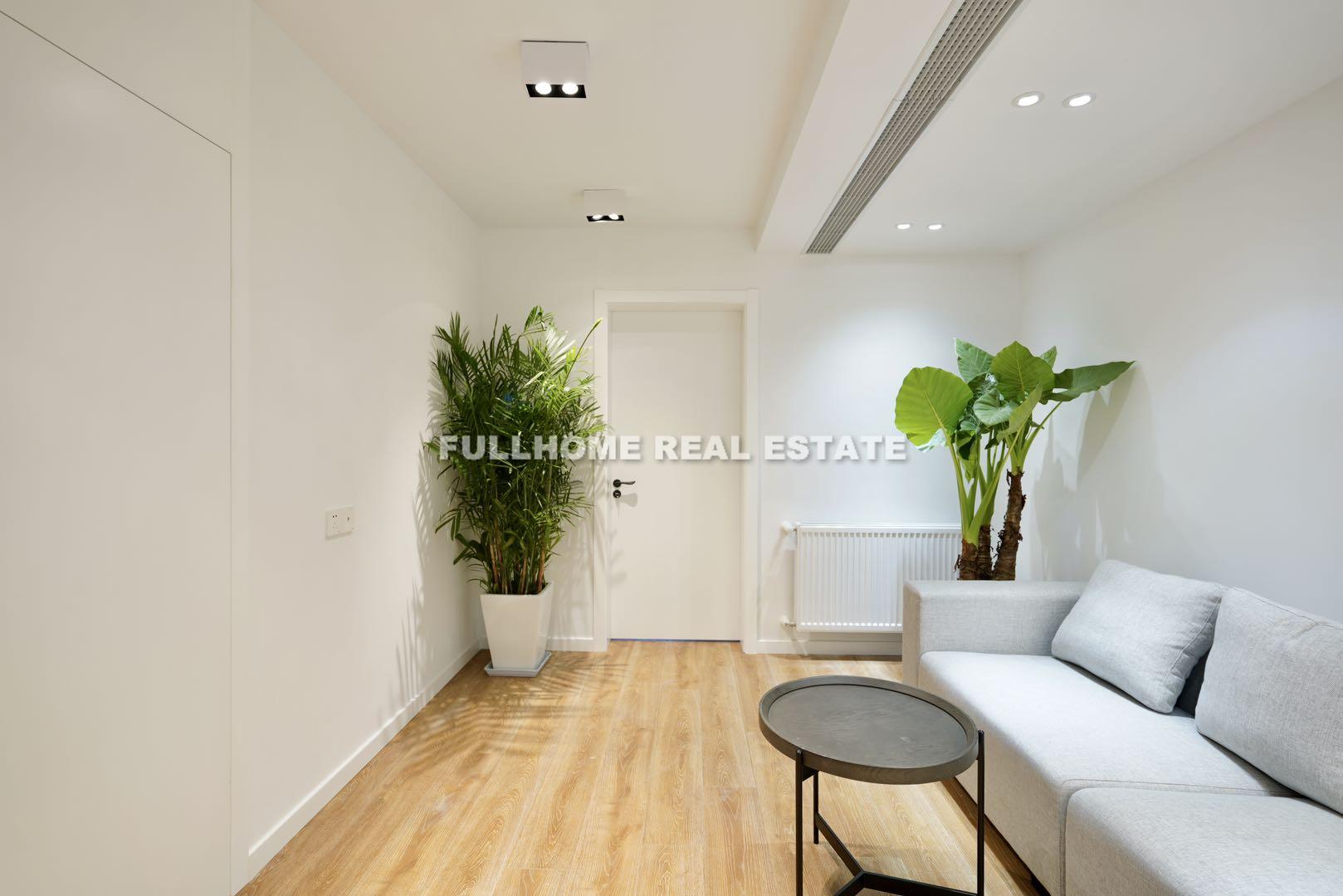 Lane 1-1000 Changning Road Old House	 - Interior view 2, Shanghai rental property