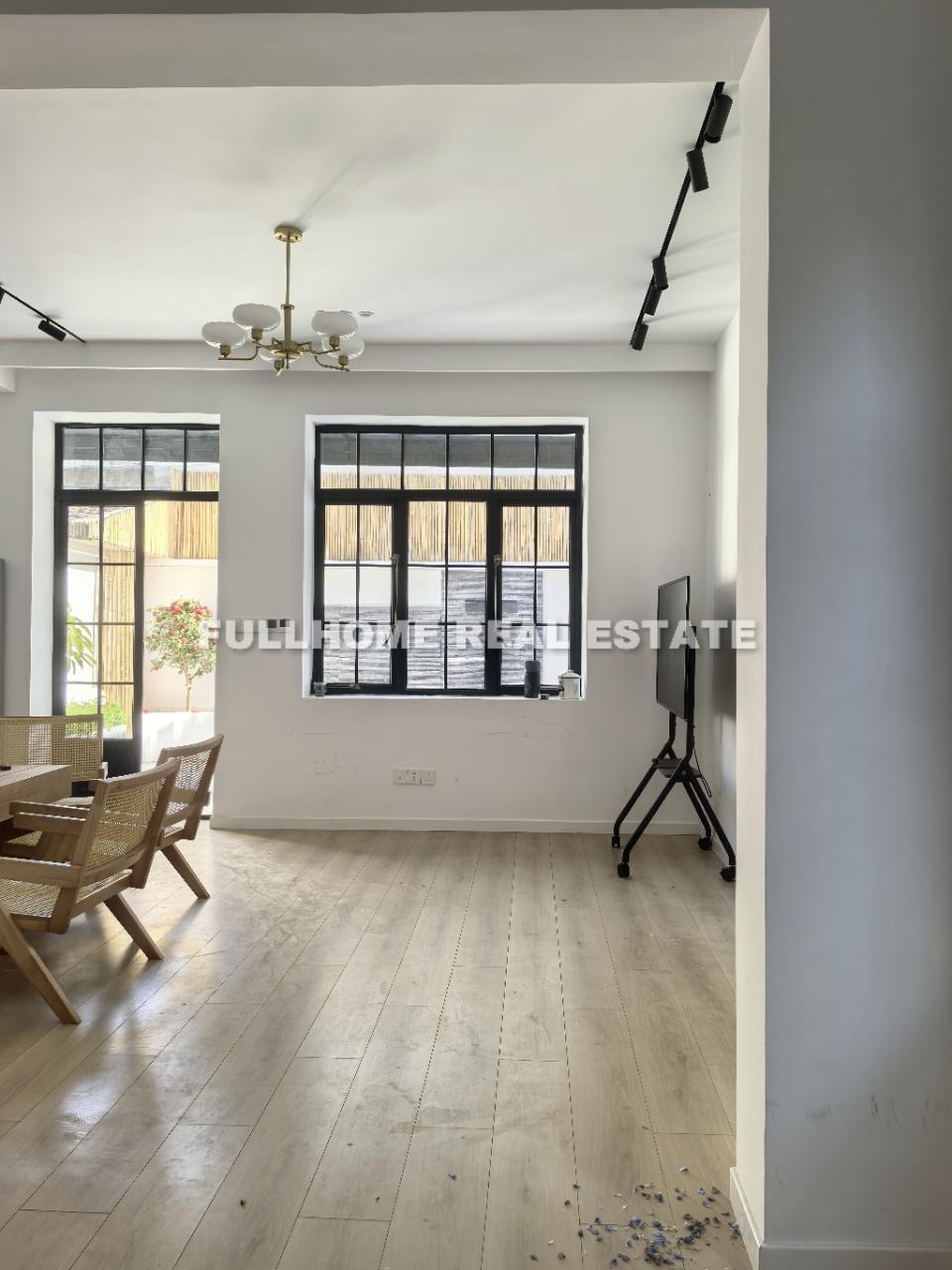 Lane 1-100 Yueyang Road Old House - Interior view 4, Shanghai rental property