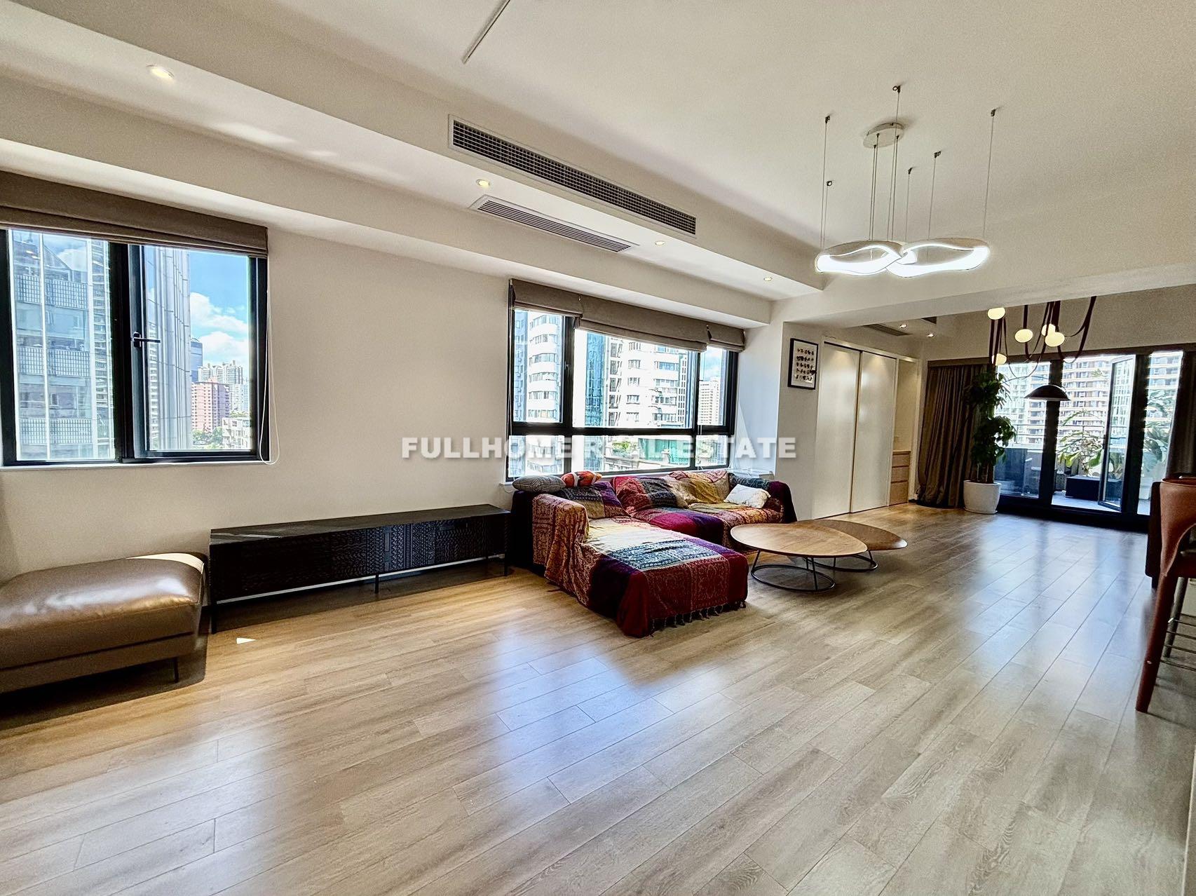Walton Plaza - 1 bedroom apartment in Shanghai, FFC, Downtown
