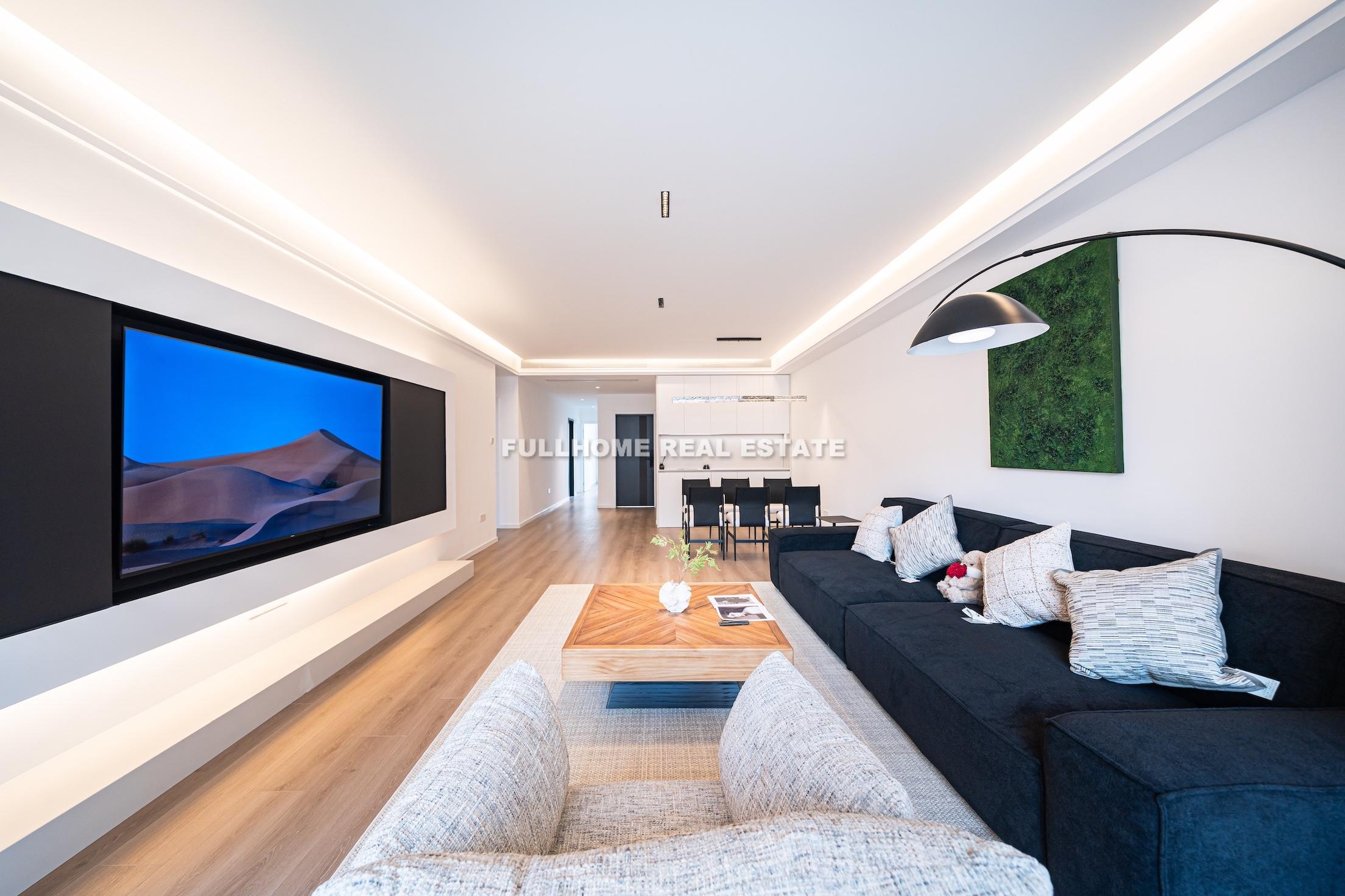 Similar property: The Century Plaza of Wamin, 3 bedrooms, 156 sqm in Shanghai