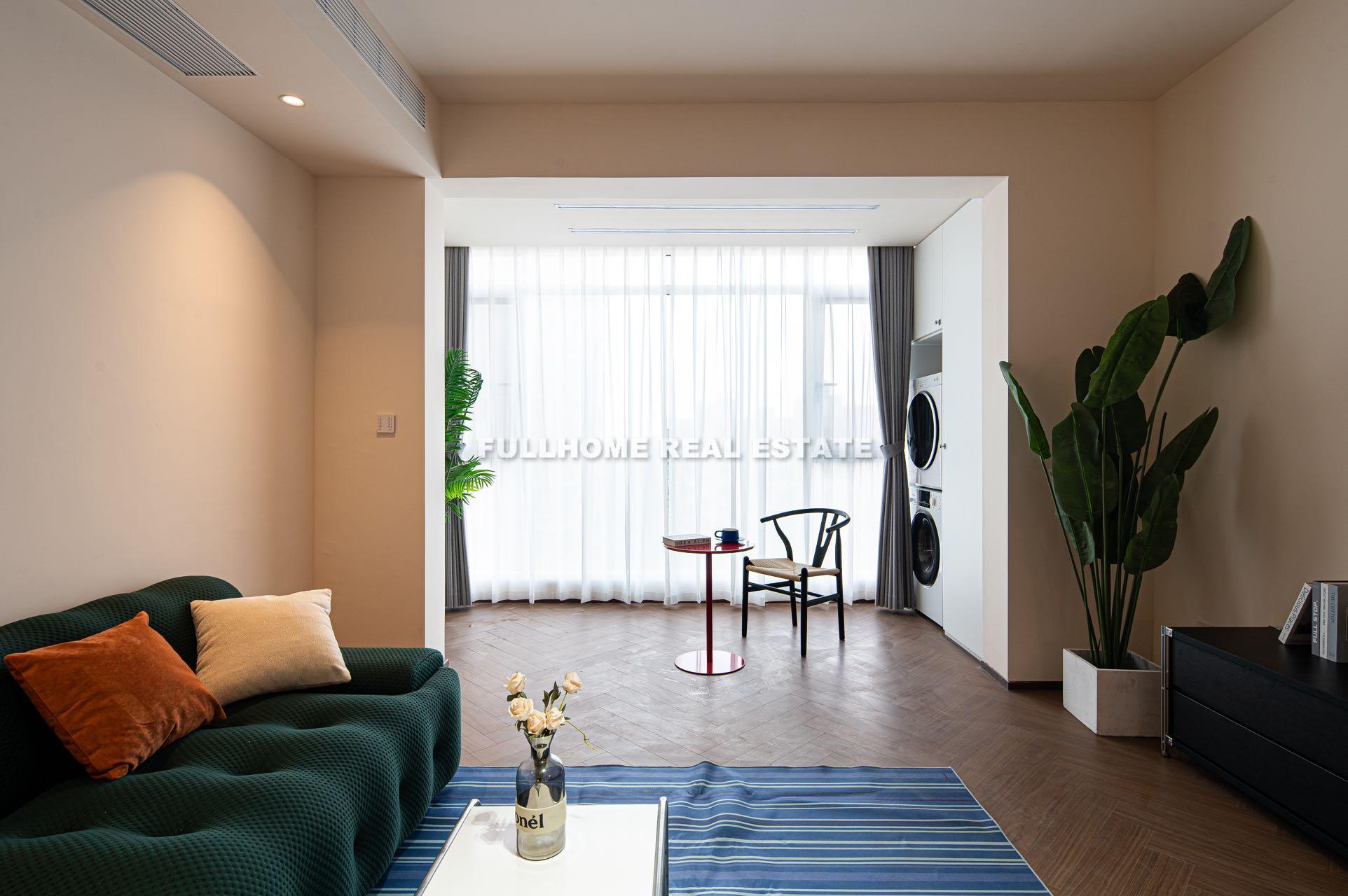 Similar property: The 9th City, 3 bedrooms, 145 sqm in Shanghai