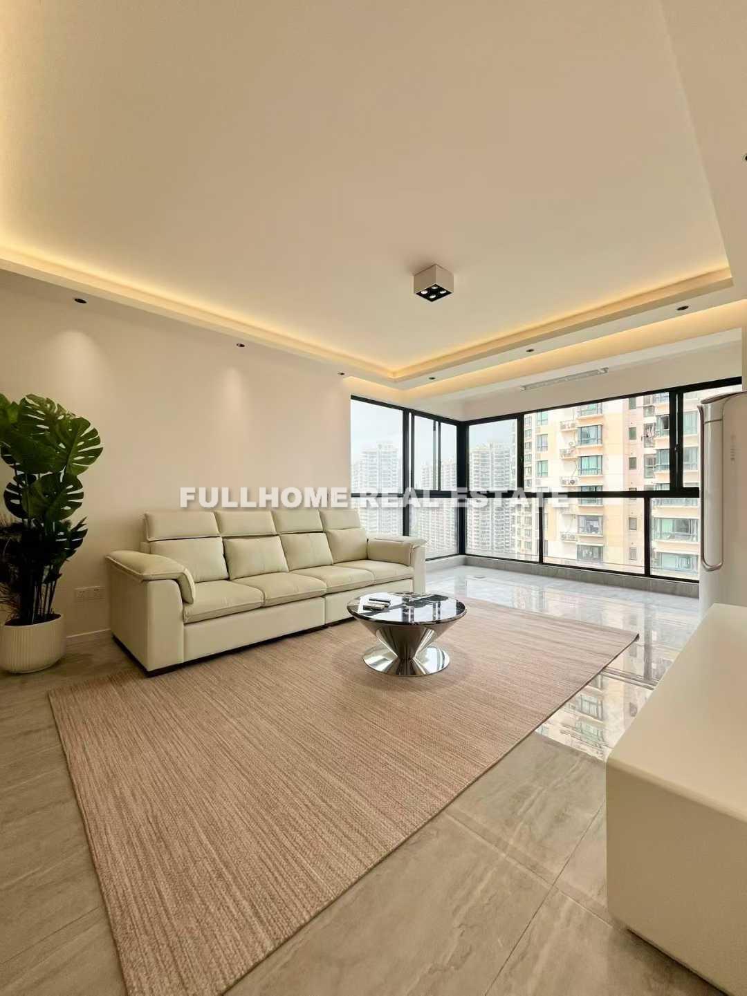 Zhong Yuan Liang Wan Cheng - 2 bedroom apartment in Shanghai, Putuo, Downtown