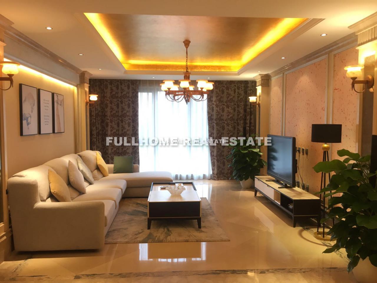 Similar property: Oak Chateau, 3 bedrooms, 194 sqm in Beijing