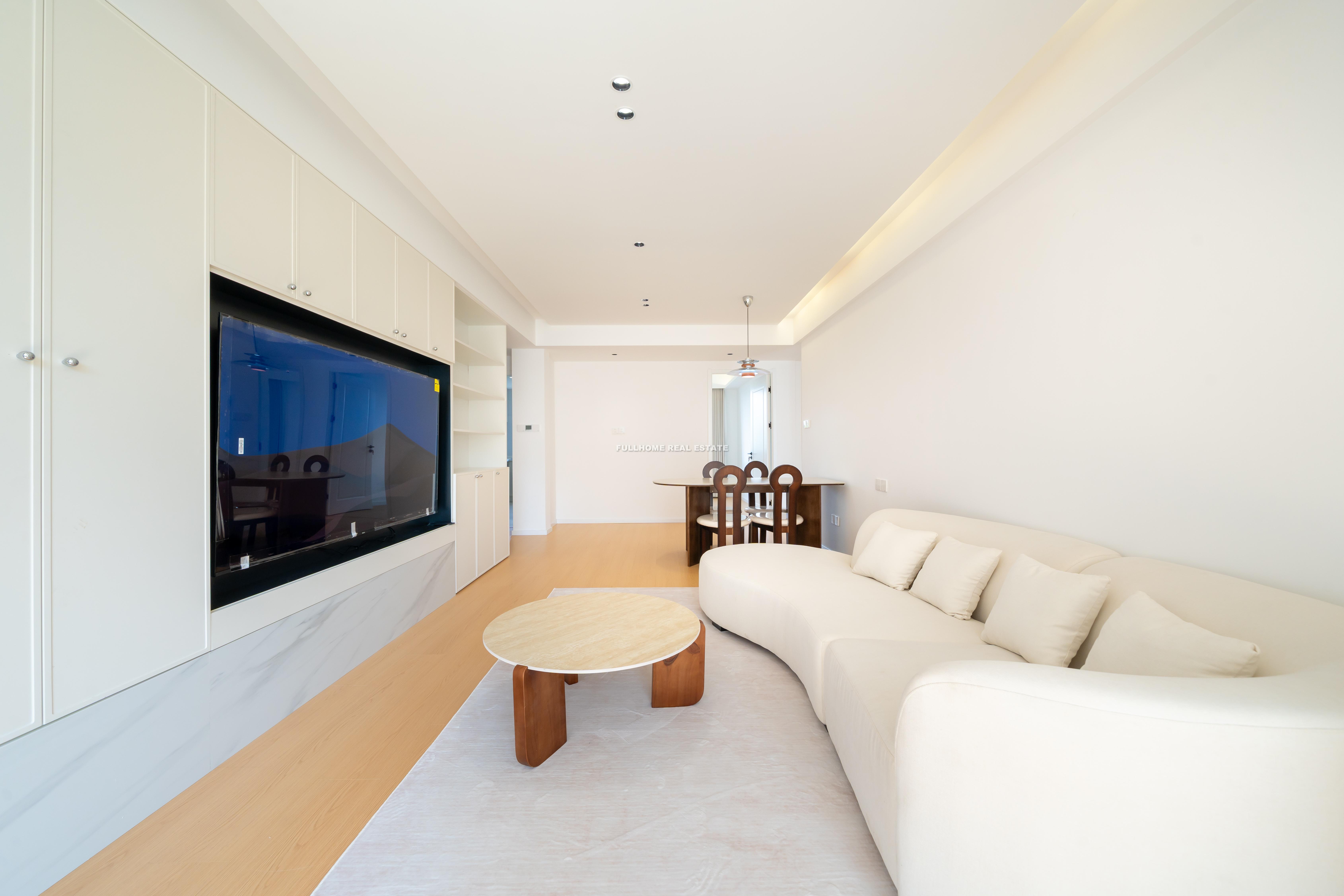 Same compound: Tian Shan Hua Ting, 3 bedrooms in Shanghai