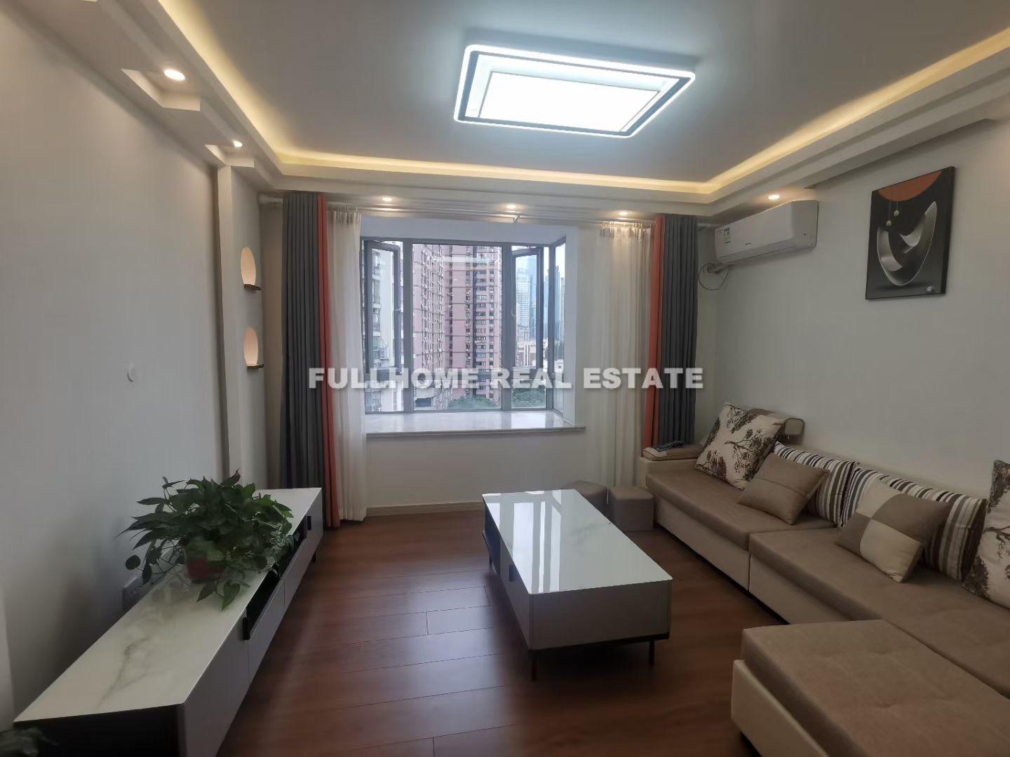 Same compound: First Block, 2 bedrooms in Shanghai