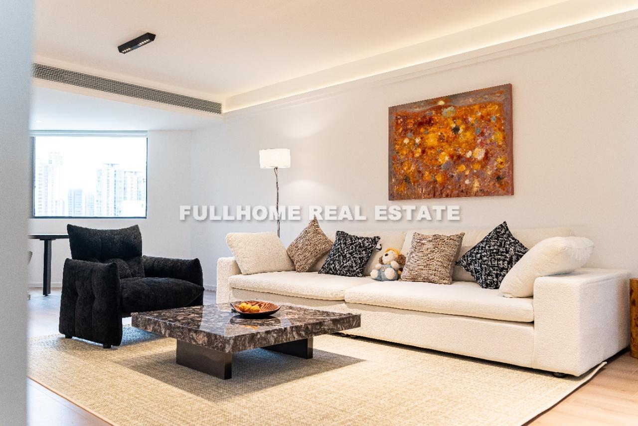 Similar property: Maosheng Mansion, 4 bedrooms, 233 sqm in Shanghai