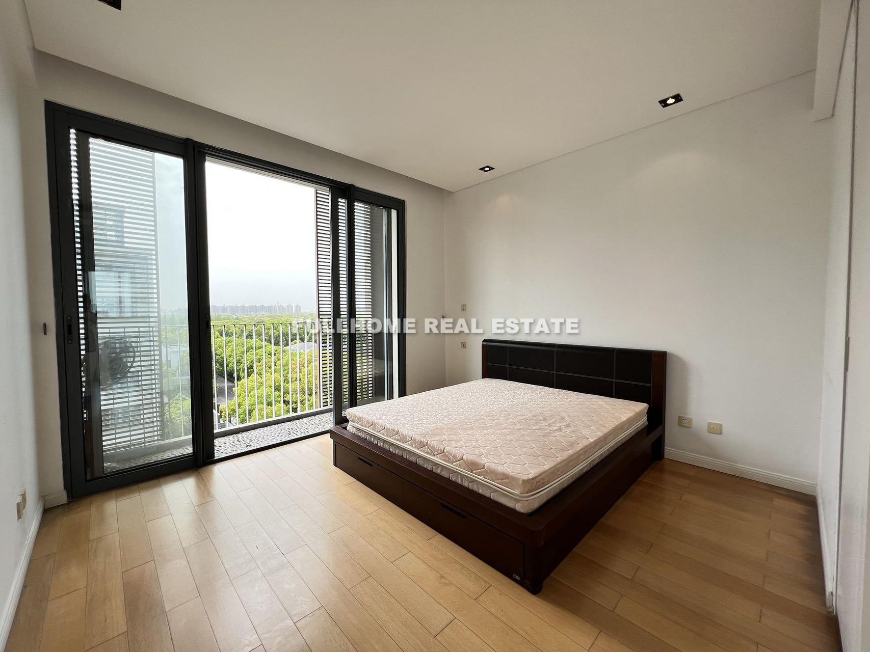 Lakeside Ville Phase III - Interior view 2, Shanghai rental property