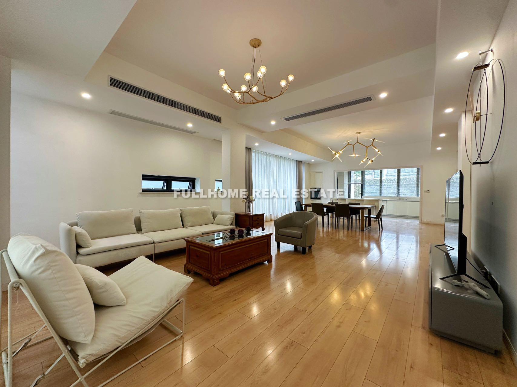 Villa Riviera - 4 bedroom apartment in Shanghai, Qingpu, Suburb