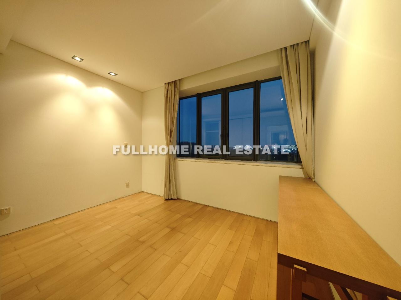 Lakeside Ville Phase III - Interior view 8, Shanghai rental property