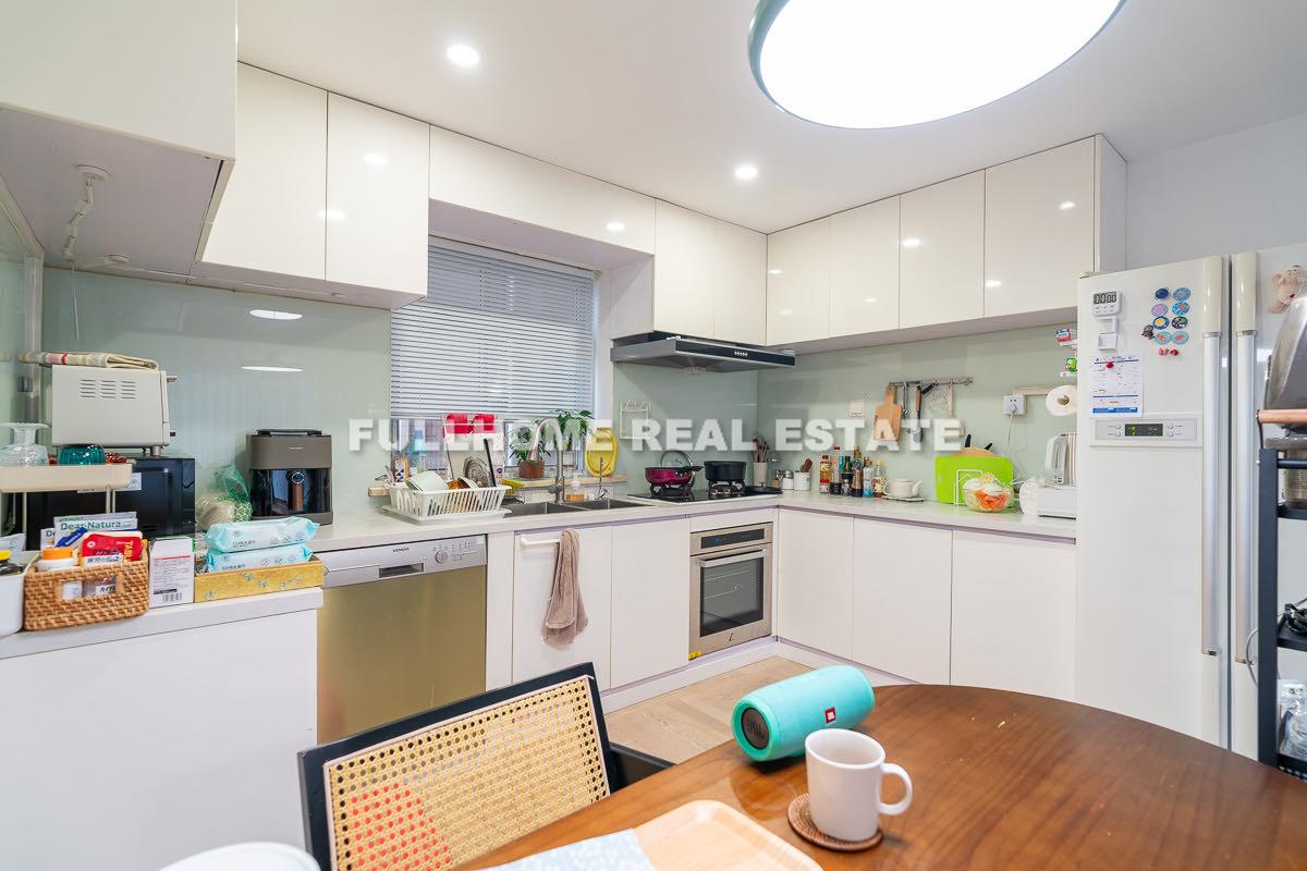 Ambassy Court - Interior view 5, Shanghai rental property