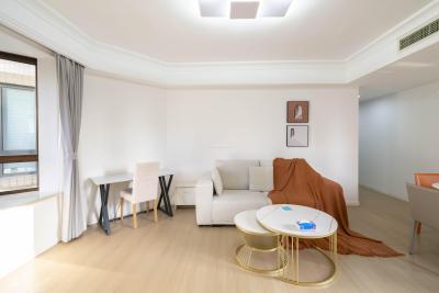 Similar property: Gubei International Garden, 1 bedrooms, 72 sqm in Shanghai