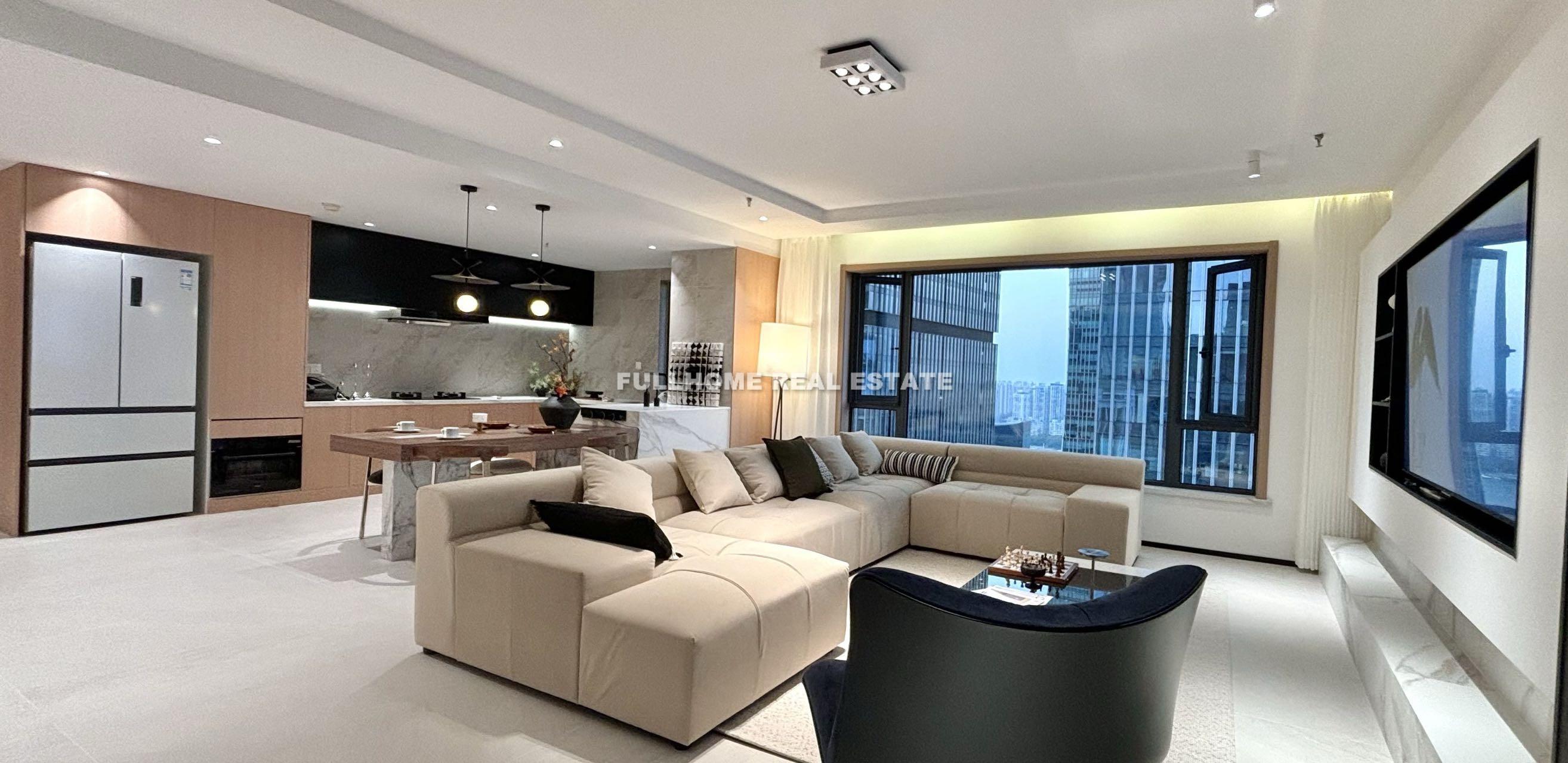 Similar property: Rui Yuan Apartment, 3 bedrooms, 230 sqm in Shanghai