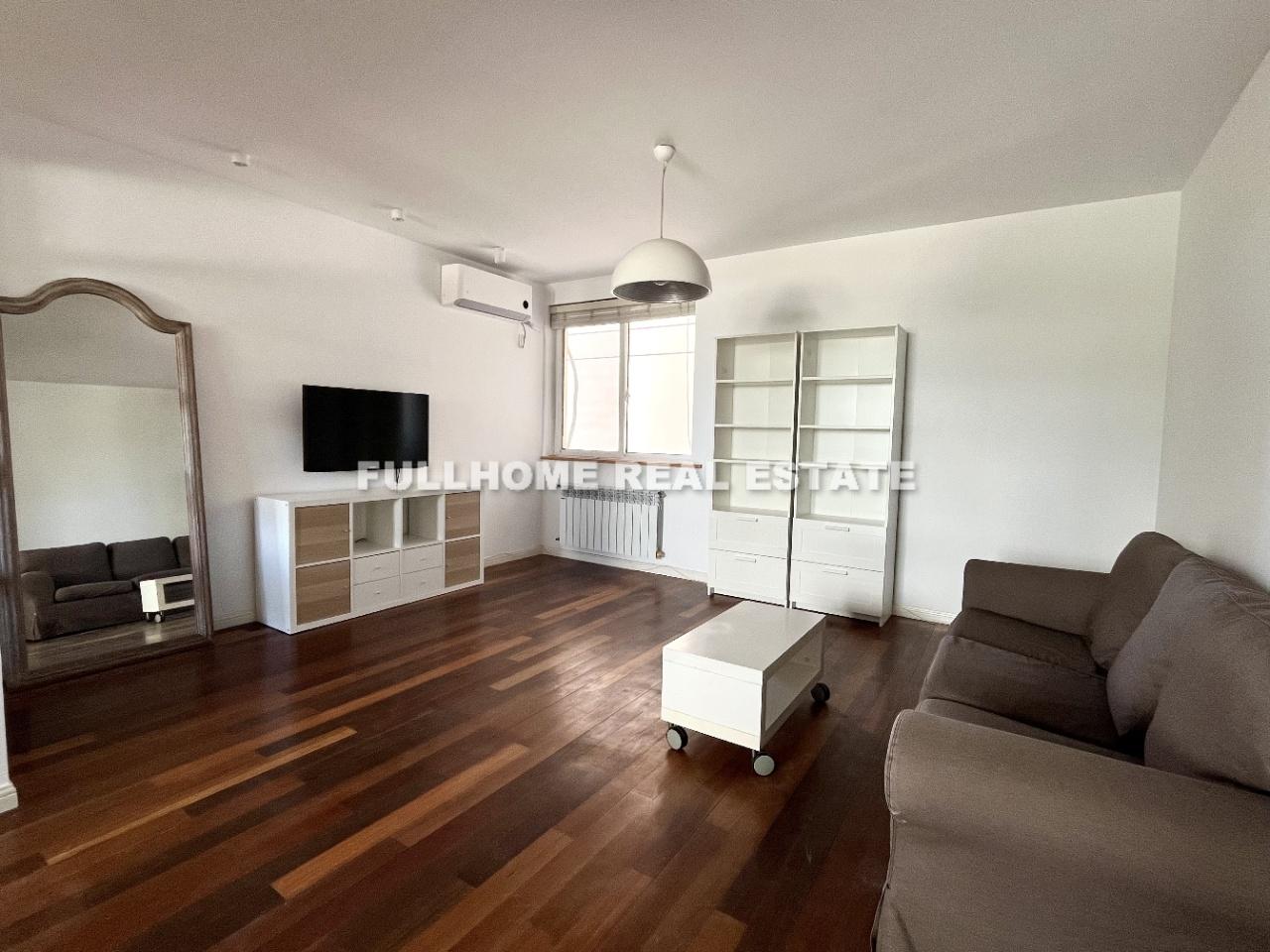 Similar property: Lane 200-300 Anfu Road Old House, 2 bedrooms, 90 sqm in Shanghai