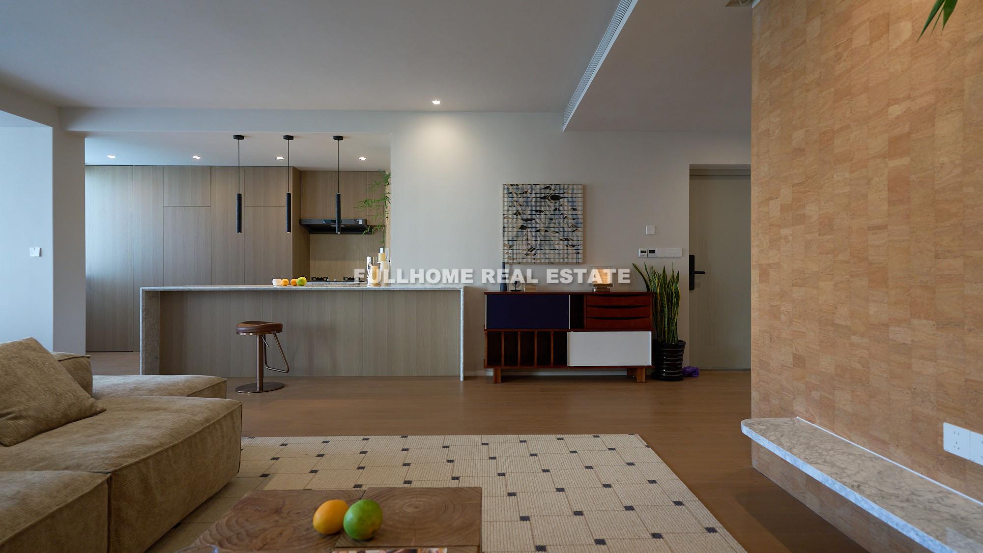 Same compound: Hai Qi Yuan (The Bund), 3 bedrooms in Shanghai