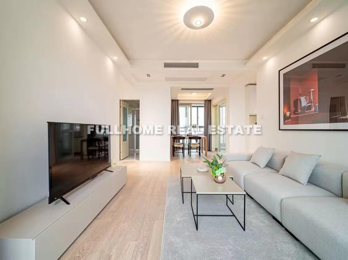 Similar property: Xin Tian Di Riverside Garden, 2 bedrooms, 90 sqm in Shanghai