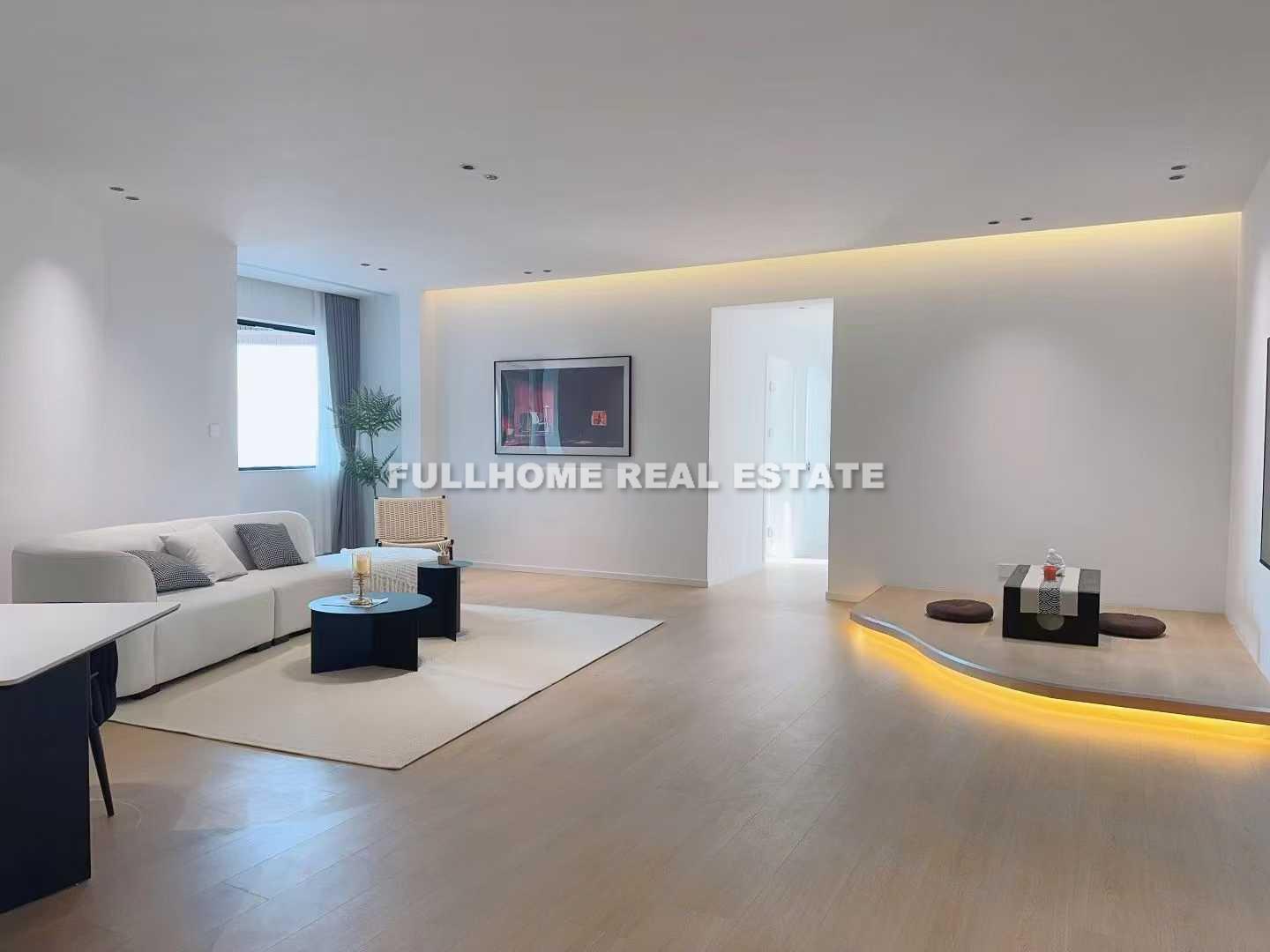 Similar property: Jinhai Mansion, 3 bedrooms, 145 sqm in Shanghai
