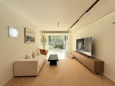 Same compound: Yang Guang Ming Du, 4 bedrooms in Shanghai