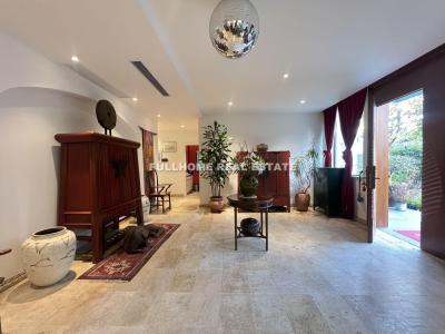 Similar property: Garden Inside Garden, 5 bedrooms, 354 sqm in Shanghai