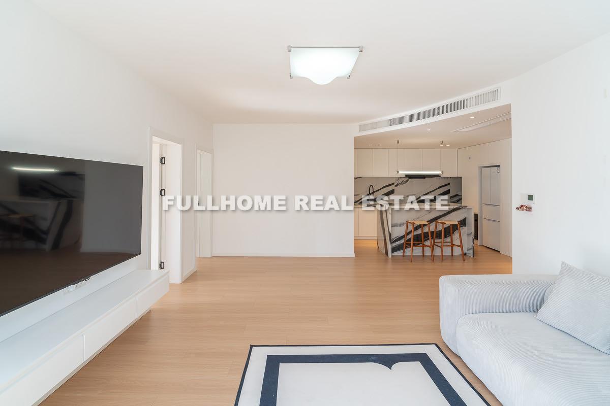 Tong Hui Apartment - 3 bedroom apartment in Shanghai, Xujiahui, Downtown