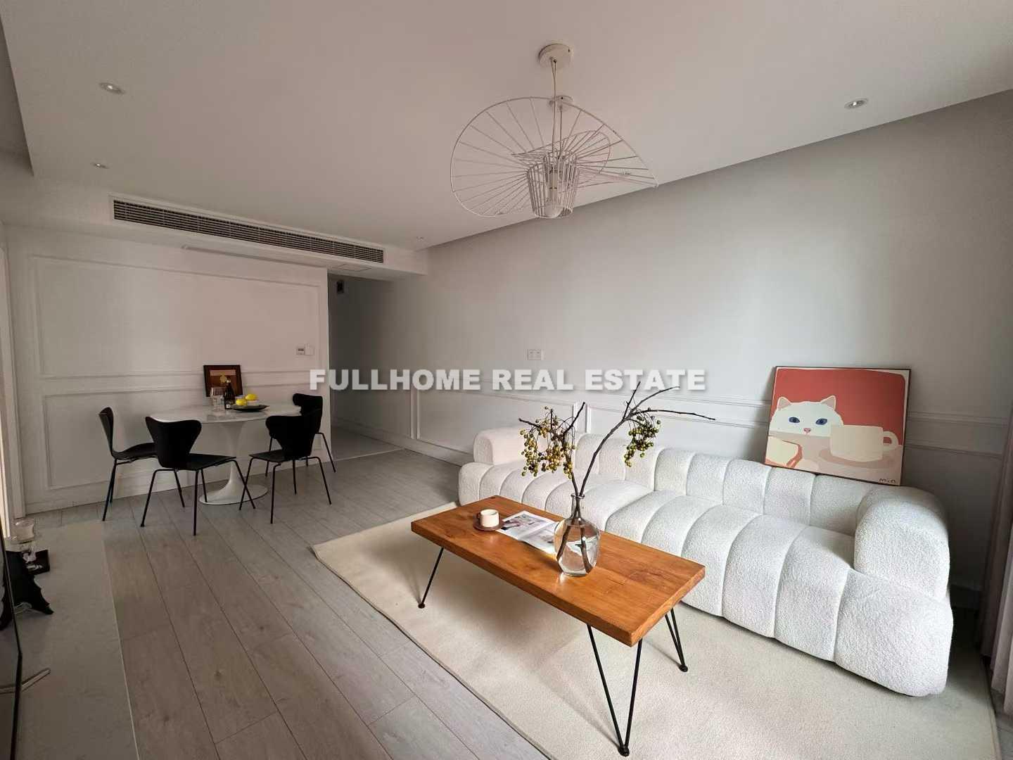 Silver Garden - 2 bedroom apartment in Shanghai, Jing An, Downtown