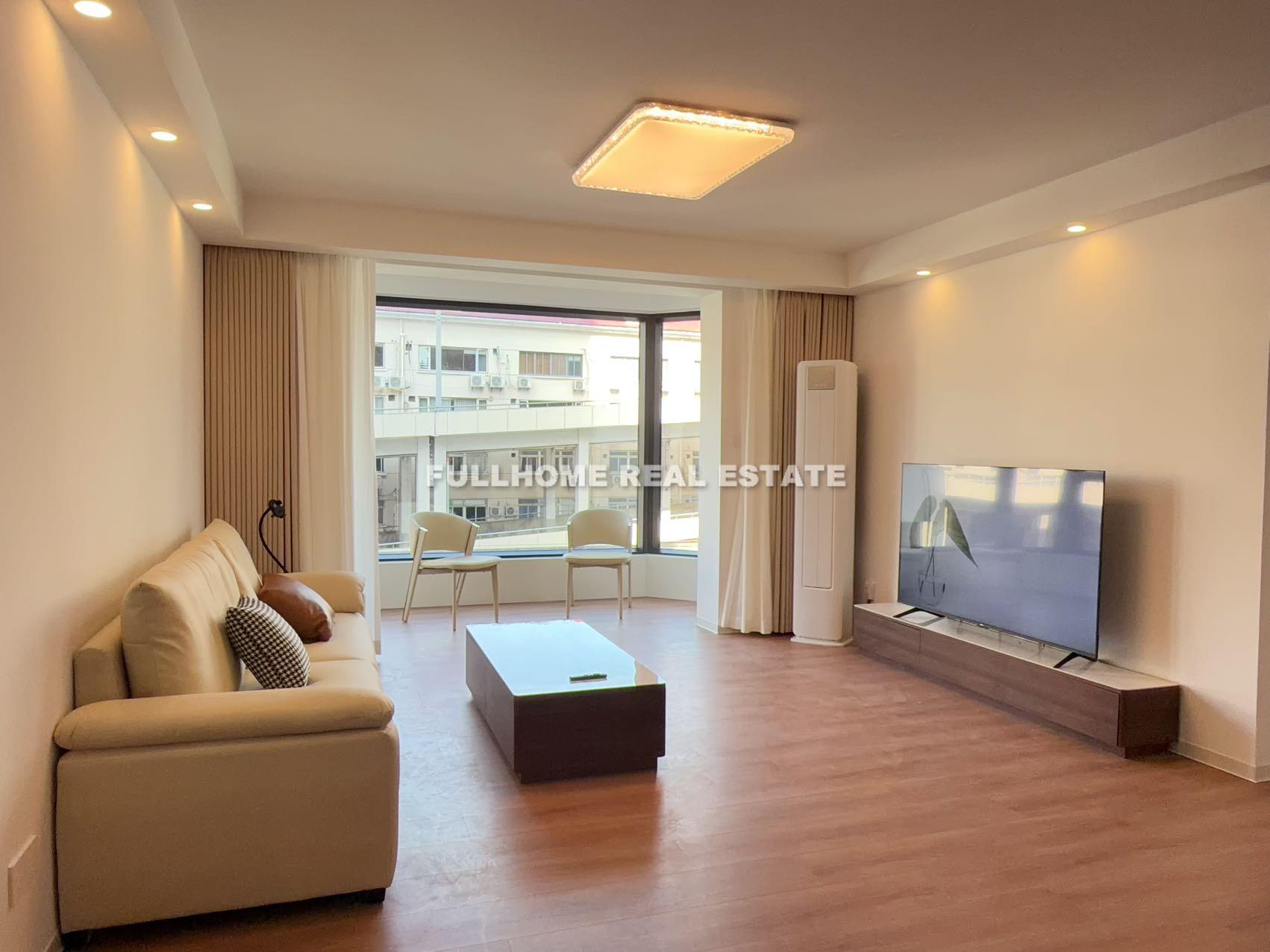 Ruijin New Garden - 3 bedroom apartment in Shanghai, Xujiahui, Downtown