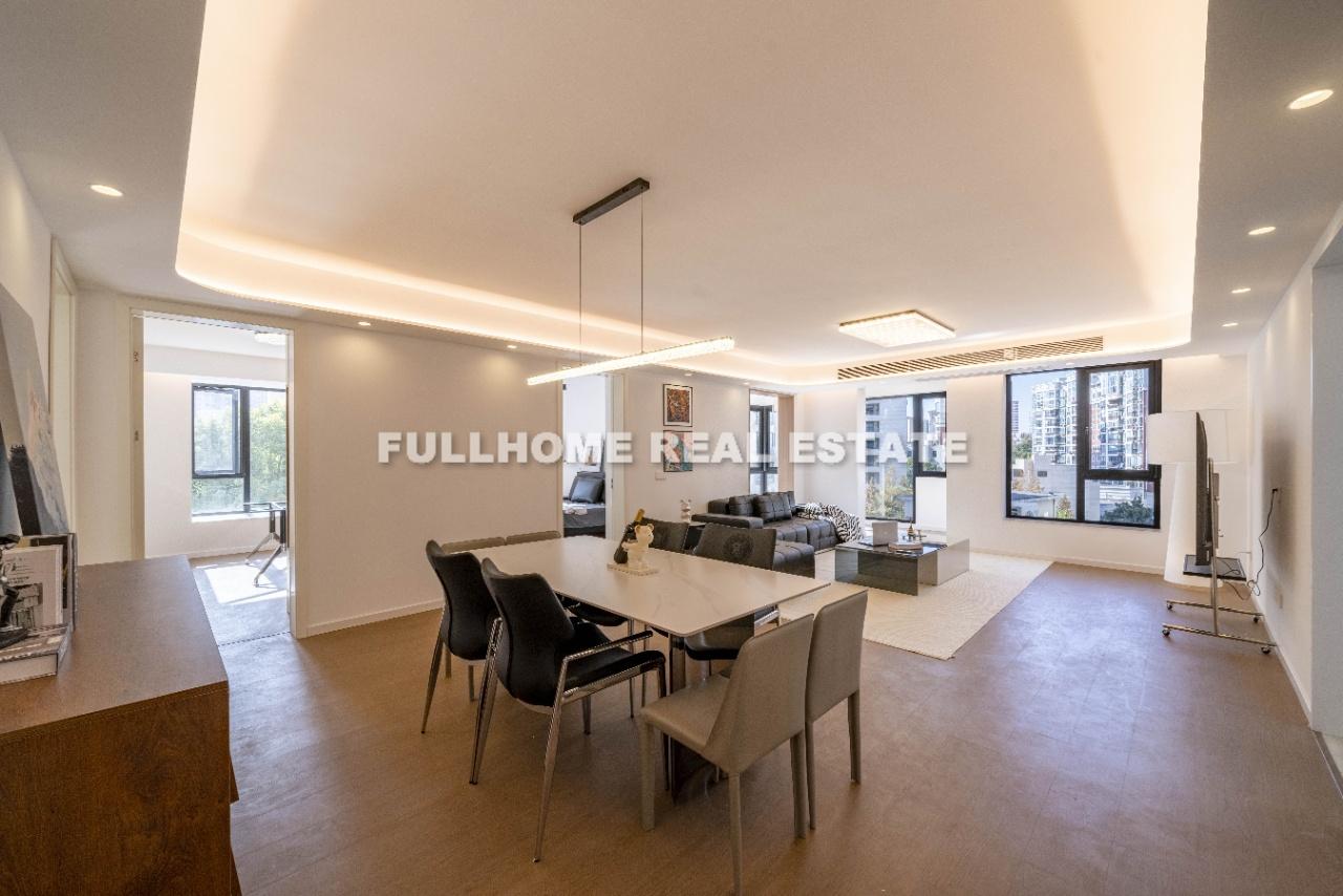 Similar property: Xujiahui Jingyuan, 3 bedrooms, 150 sqm in Shanghai