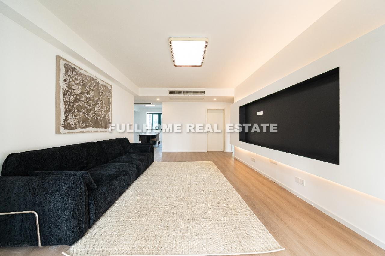 Yadu International Garden - 3 bedroom apartment in Shanghai, Xujiahui, Downtown