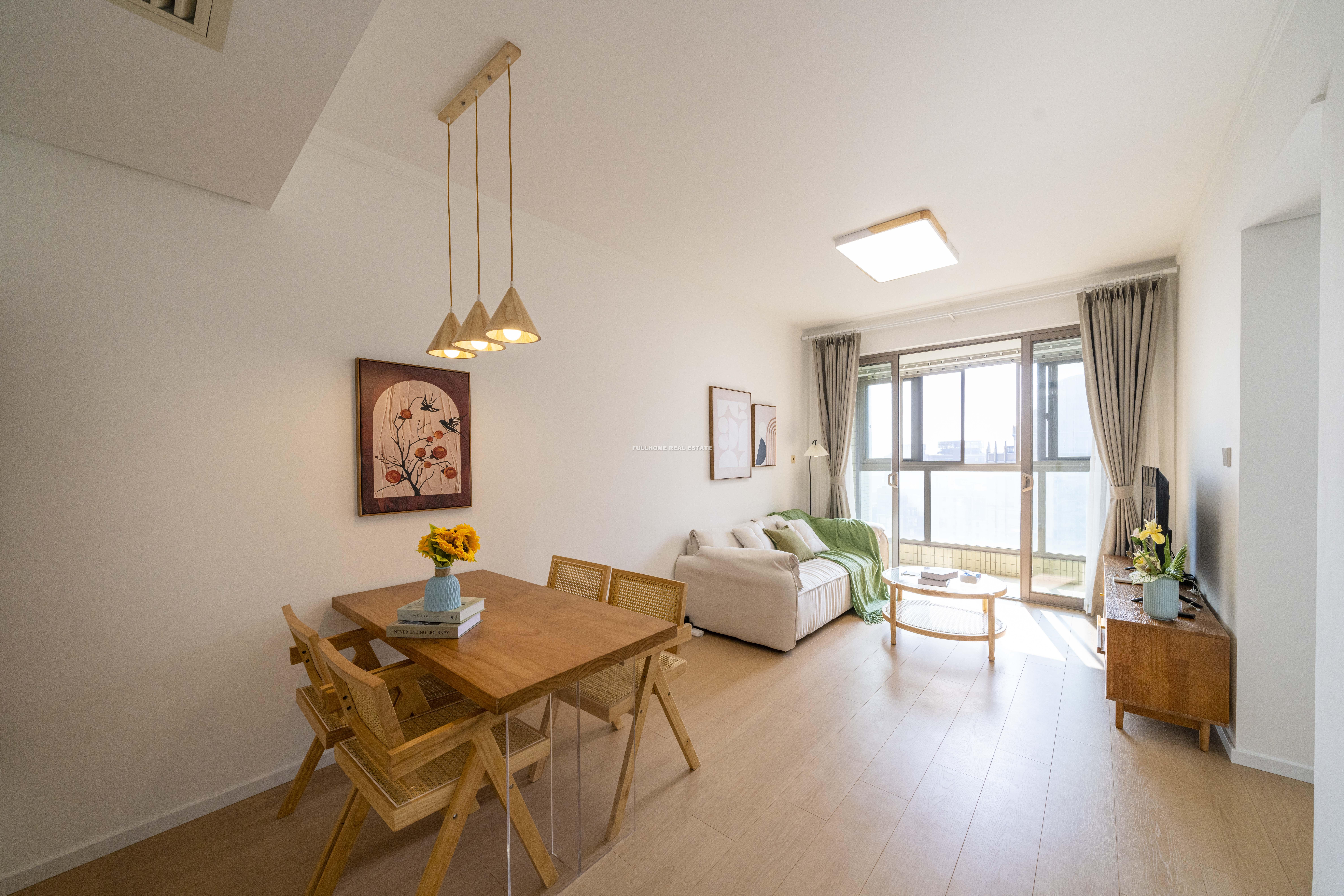 Similar property: Maison Des Artistes, 1 bedrooms, 71 sqm in Shanghai