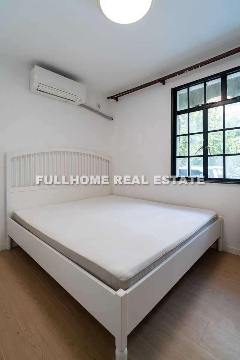 Lane 1-500 Wanpin Road Old House	 - Interior view 4, Shanghai rental property