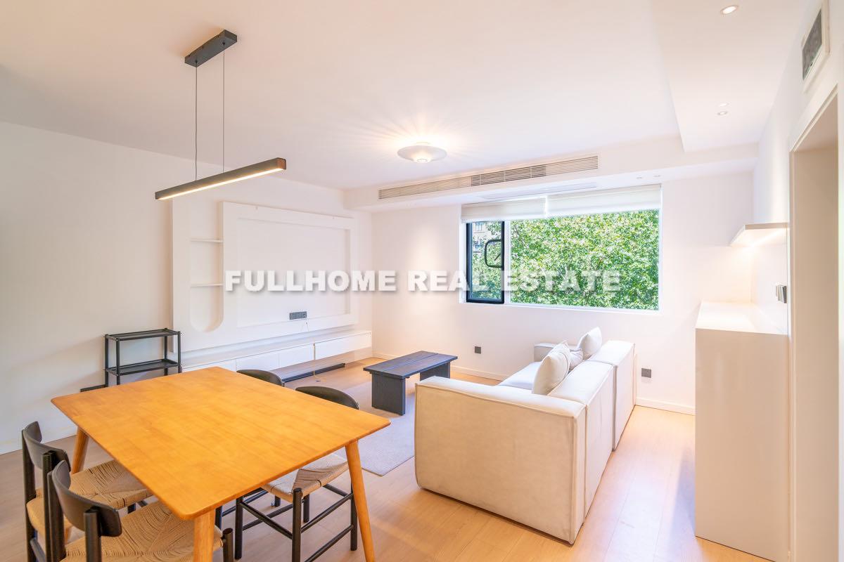 Same compound: Lane 1-400 Danshui Road Old House	, 2 bedrooms in Shanghai