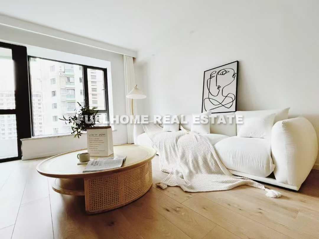Same compound: Zhi yin yuan, 3 bedrooms in Shanghai