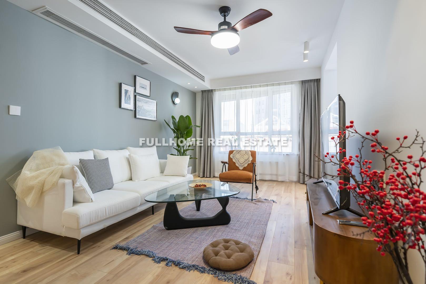 Similar property: Weihaiyuan, 3 bedrooms, 130 sqm in Shanghai
