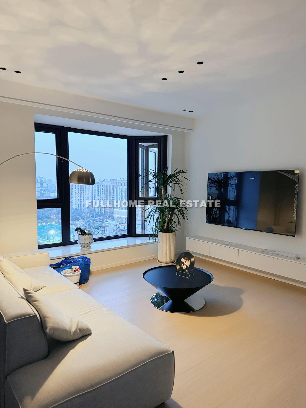 Similar property: Up Town, 4 bedrooms, 182 sqm in Shanghai