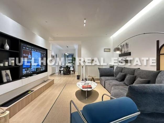 Similar property: Pudong Hongqiao Garden, 3 bedrooms, 150 sqm in Shanghai