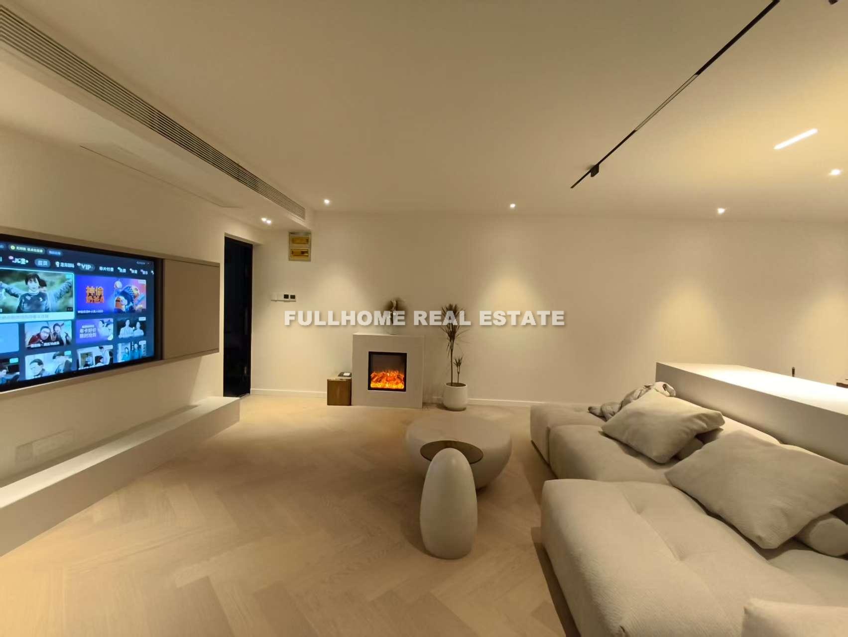 Same compound: Xin Hui Apartment, 3 bedrooms in Shanghai