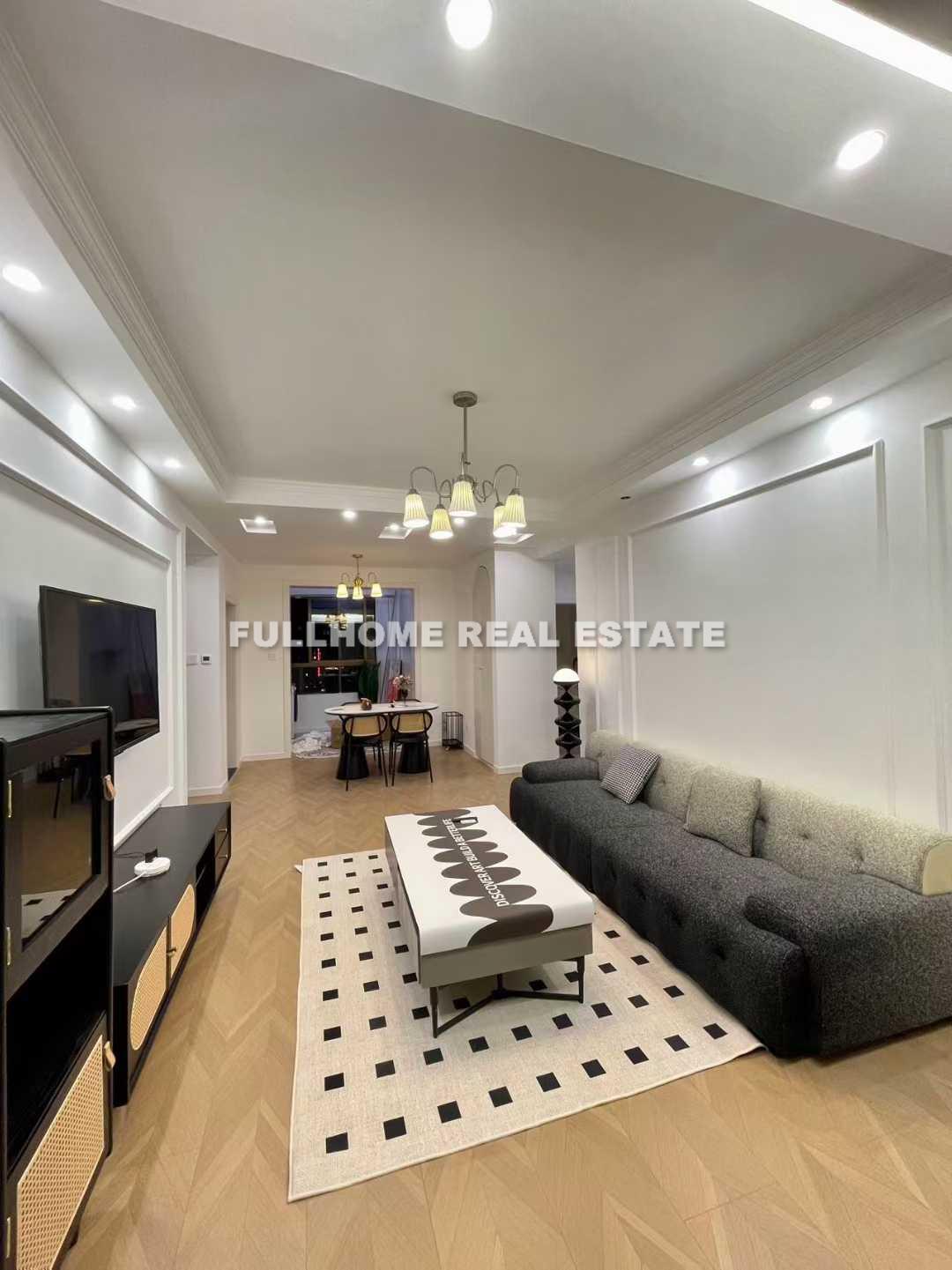 Zhong Hai Wan Jin Cheng Phase 2 - 2 bedroom apartment in Shanghai, , 