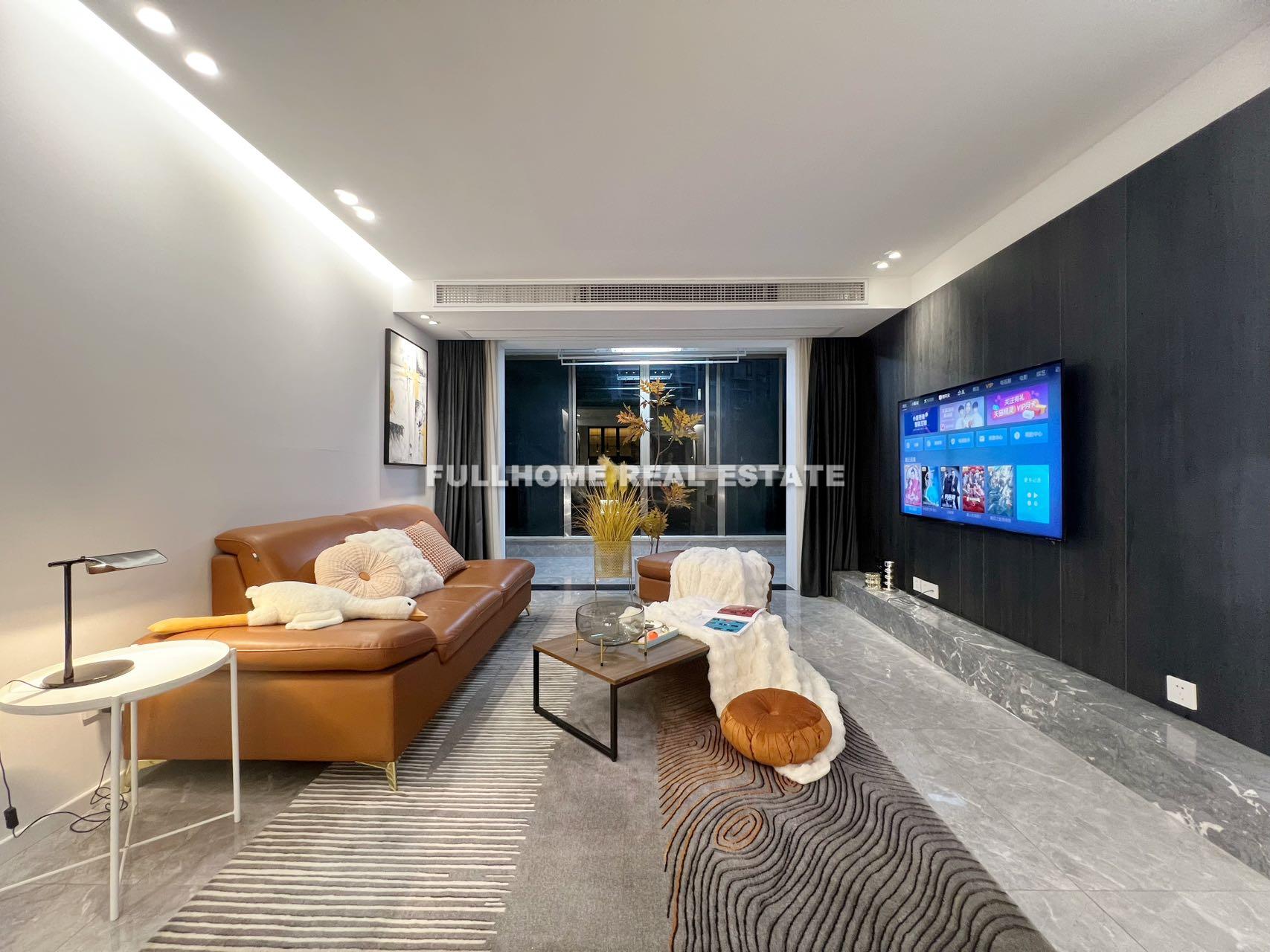 Same compound: Yang Guang Ming Du, 3 bedrooms in Shanghai