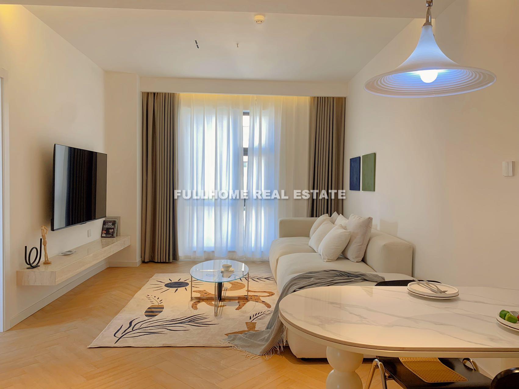 Same compound: Yinyi Mingyue Apartment, 1 bedrooms in Shanghai